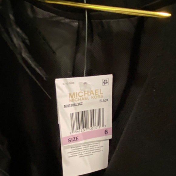 NWT Michael Kors Removable Ostrich Feather Black Blazer Size 6 Work Evening Date - Picture 3 of 3